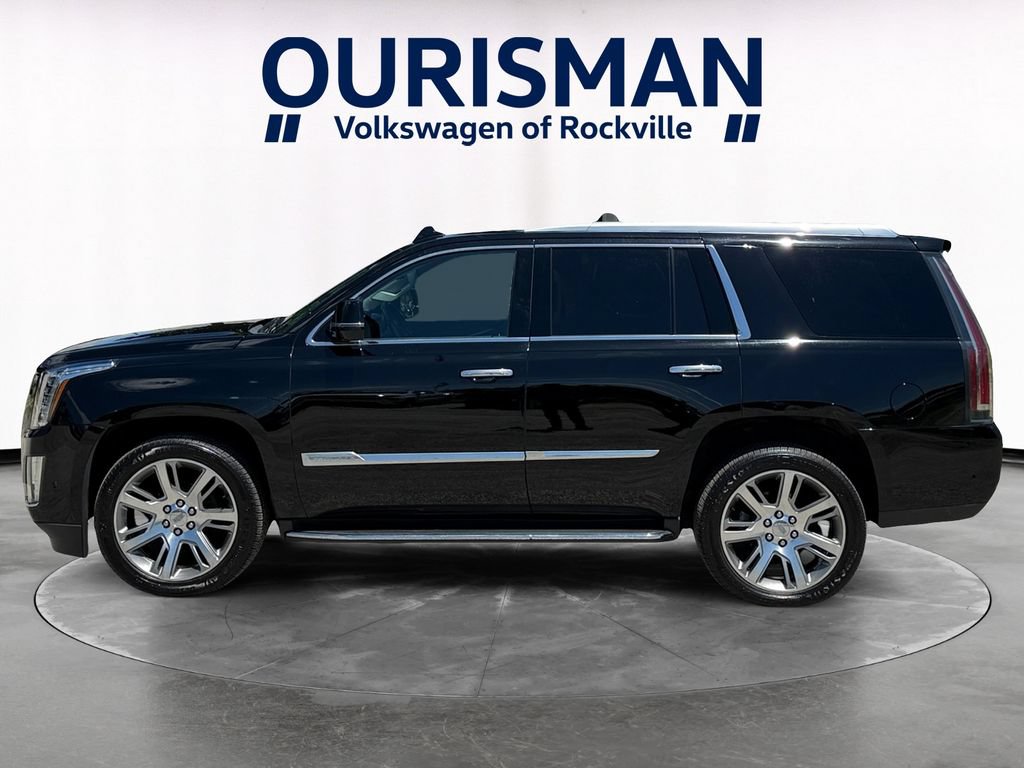 Used 2017 Cadillac Escalade Luxury AWD/4WD image 3