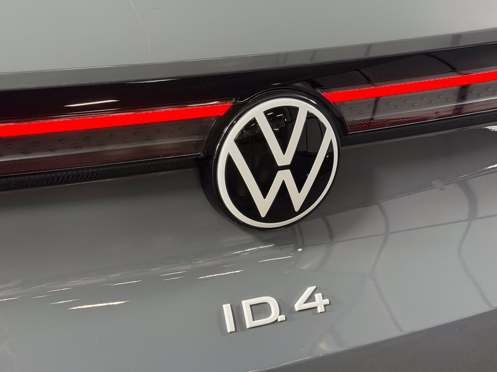 Used 2024 Volkswagen ID.4 2WD image 5