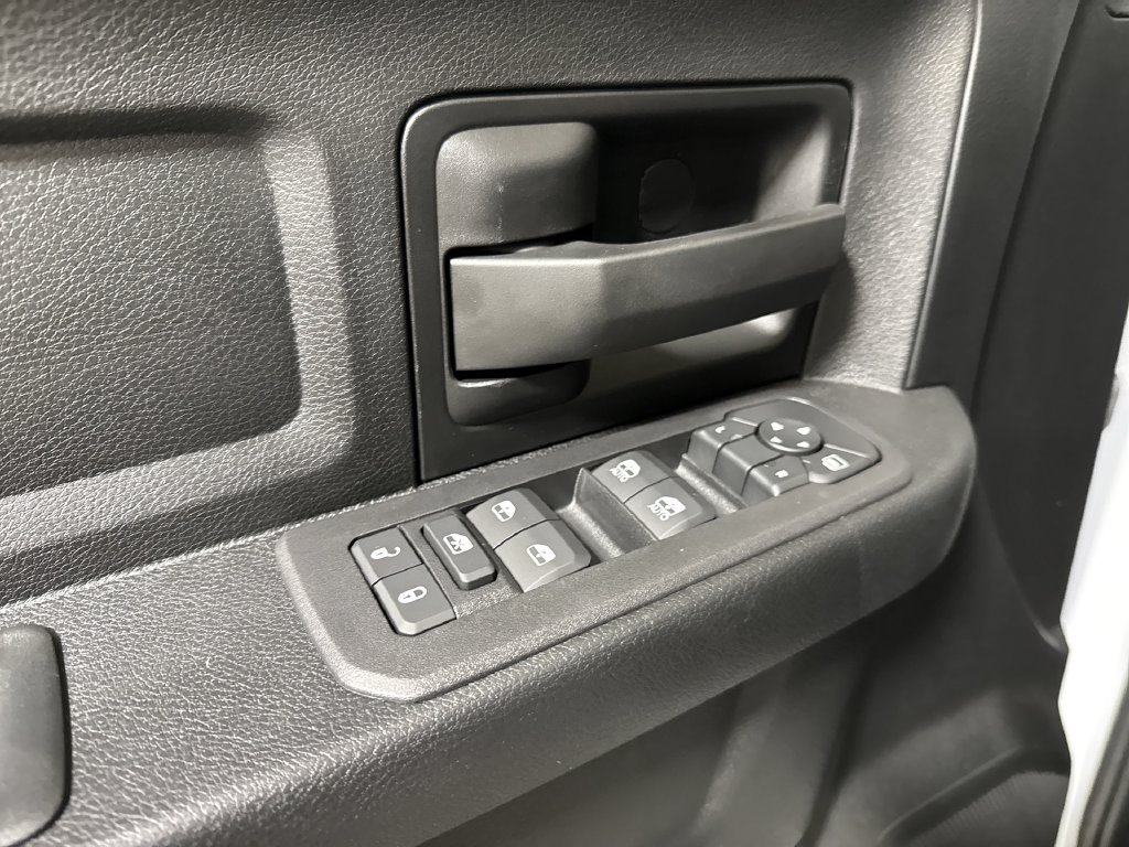 New 2026 RAM 3500 Tradesman AWD/4WD image 21