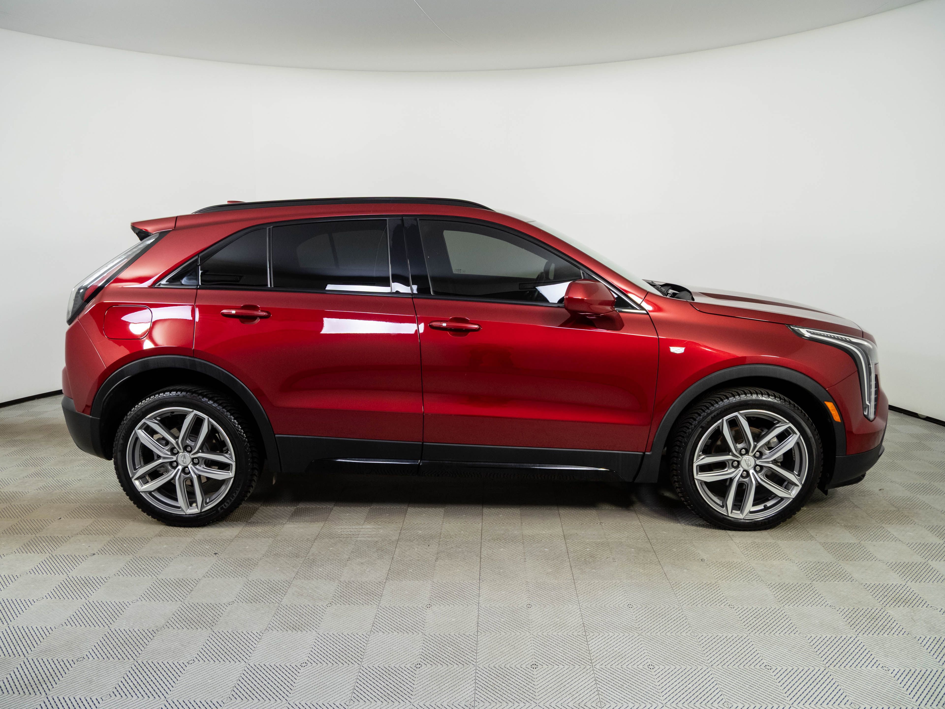 Used 2019 Cadillac XT4 Sport FWD image 25
