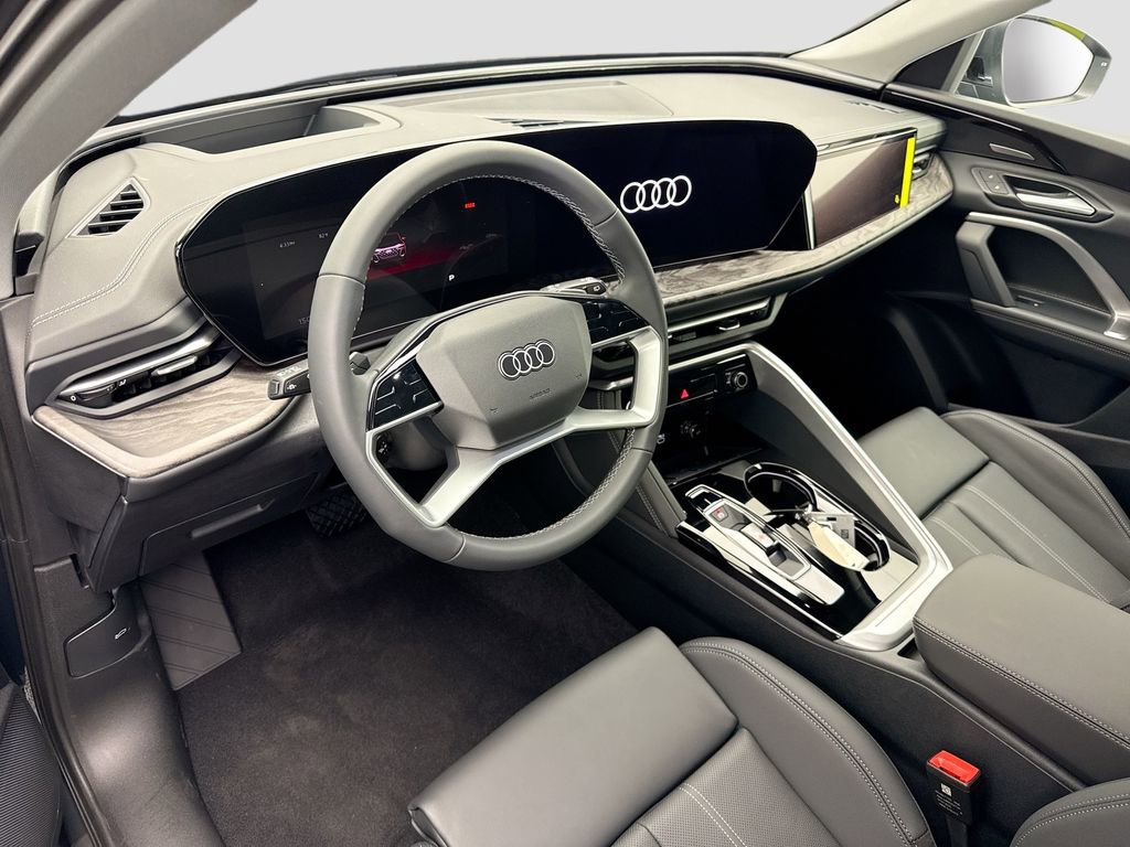 Used 2025 Audi Q5 Prestige image 10