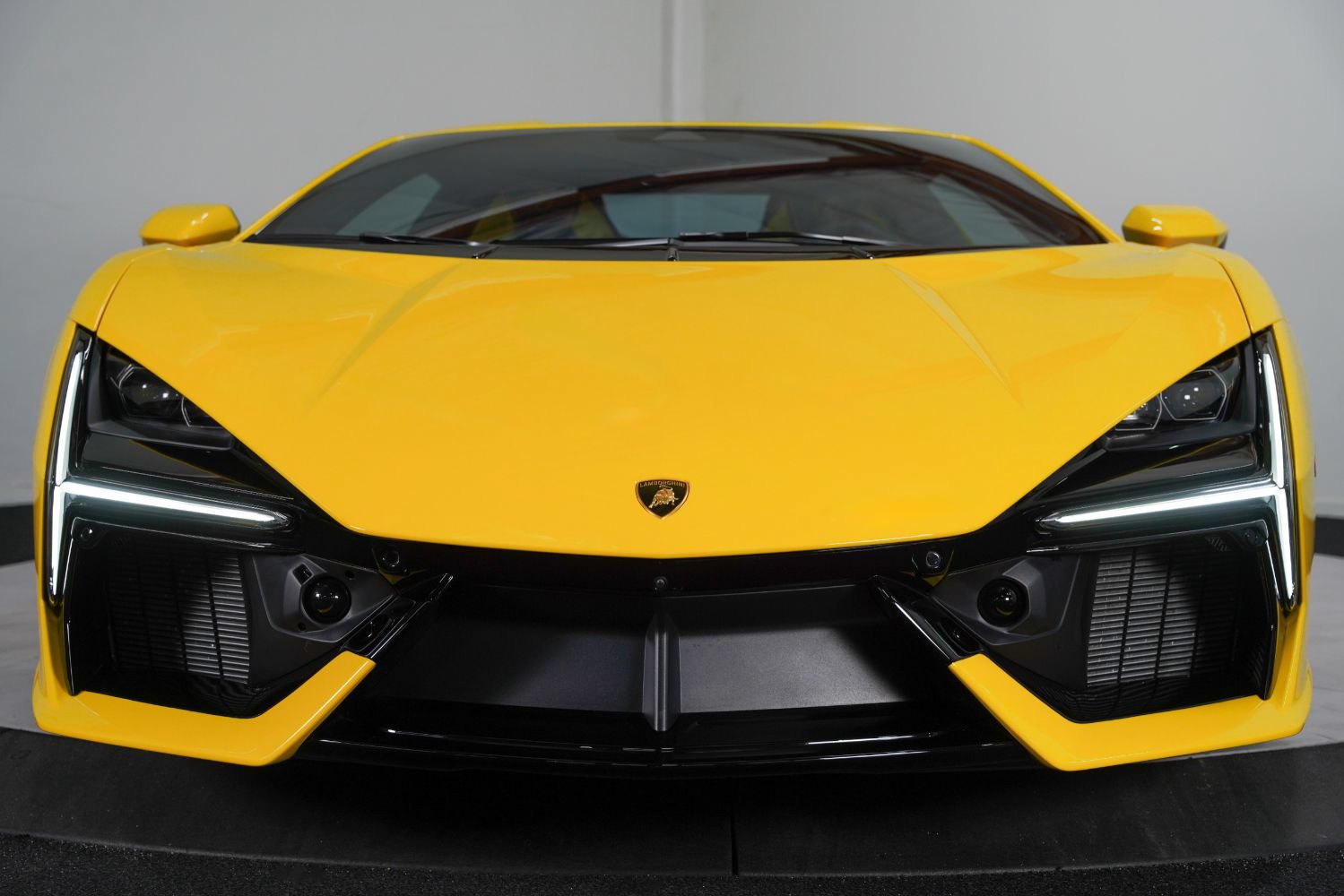 Used 2024 Lamborghini Revuelto AWD/4WD image 15