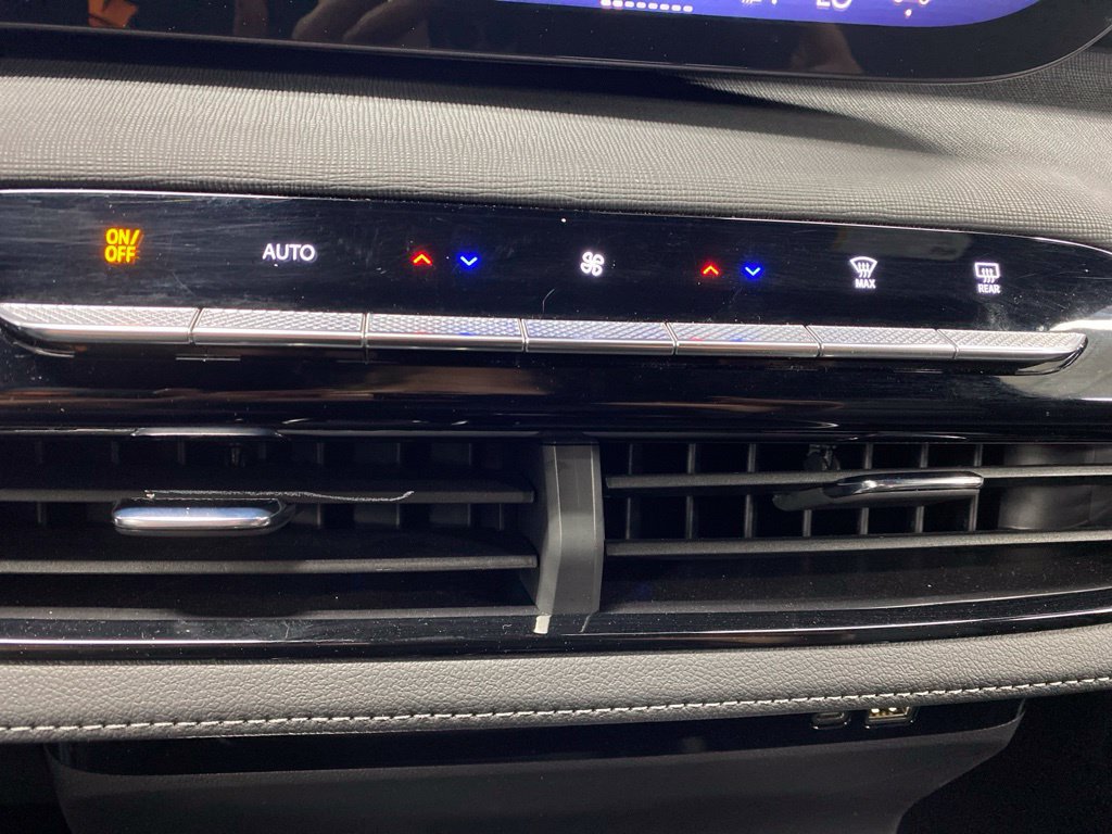 Certified 2026 Buick Enclave Sport Touring AWD/4WD image 44