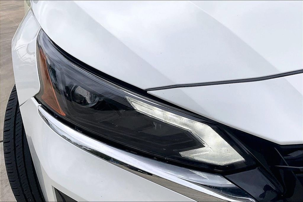 Used 2025 Nissan Altima 2.5 SV image 28