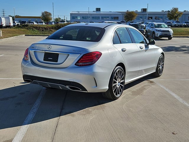 Used 2015 Mercedes-Benz C 300 4MATIC Sedan image 5