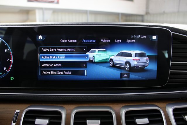 Used 2022 Mercedes-Benz GLS 580 4MATIC image 28