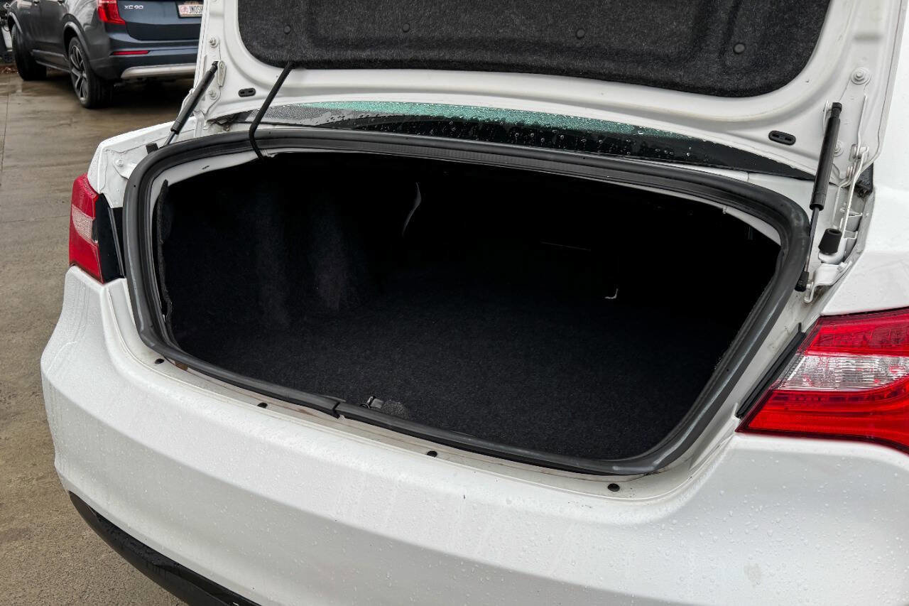 Used 2014 Chrysler 200 Touring w/ 200 S Group FWD image 15