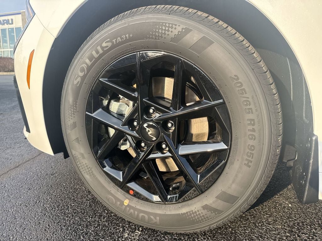 New 2026 Kia K5 LXS FWD image 8