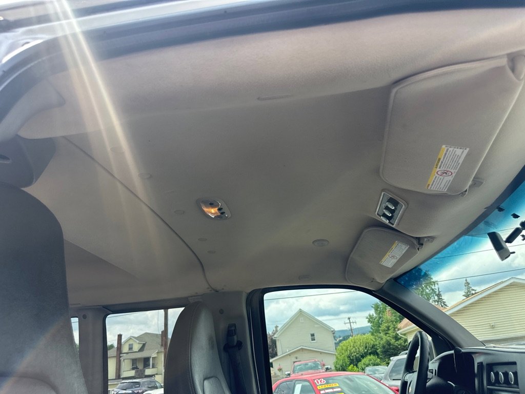 Used 2015 Chevrolet Express 3500 LS image 24