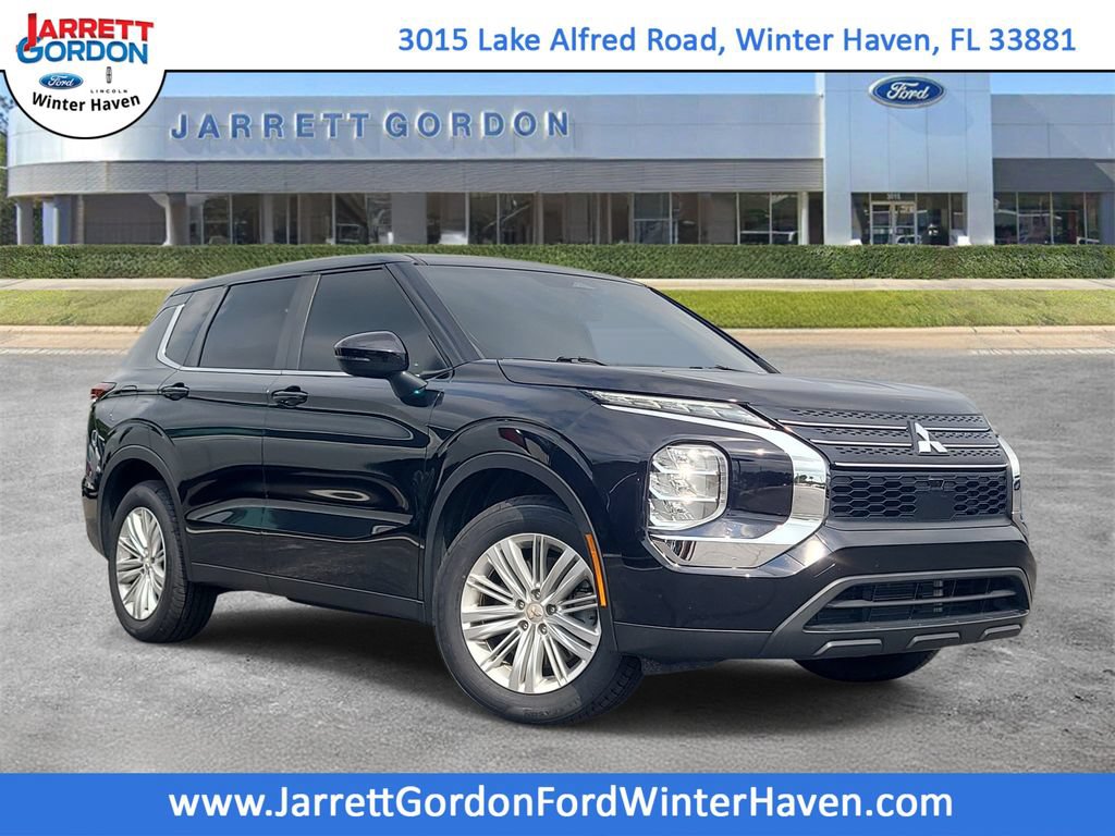 Used 2024 Mitsubishi Outlander ES