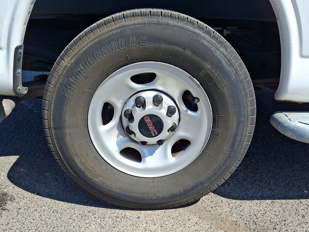 Used 2024 GMC Savana 2500 w/ Driver Convenience Package image 35