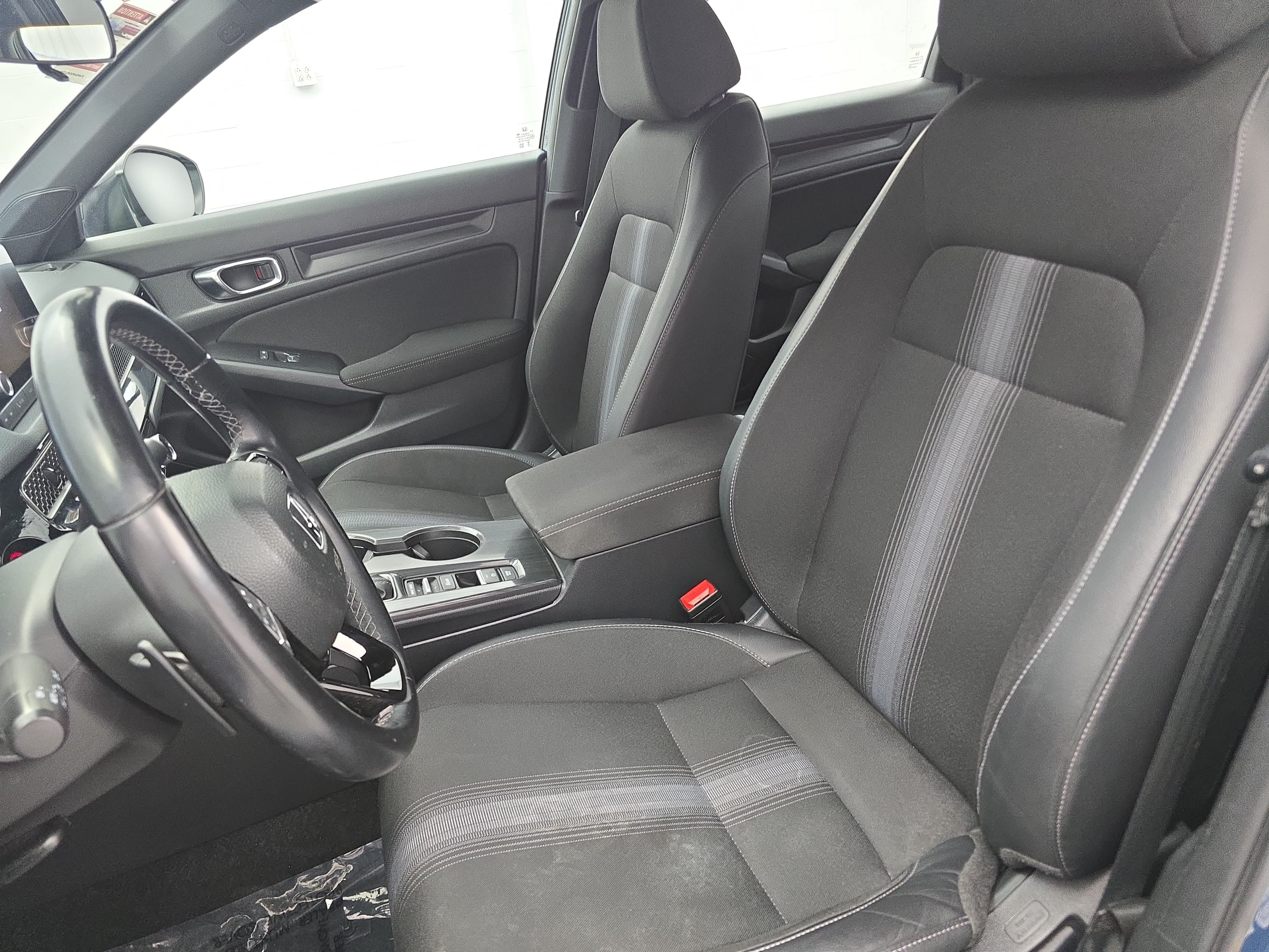 Used 2025 Honda Civic Sport image 14