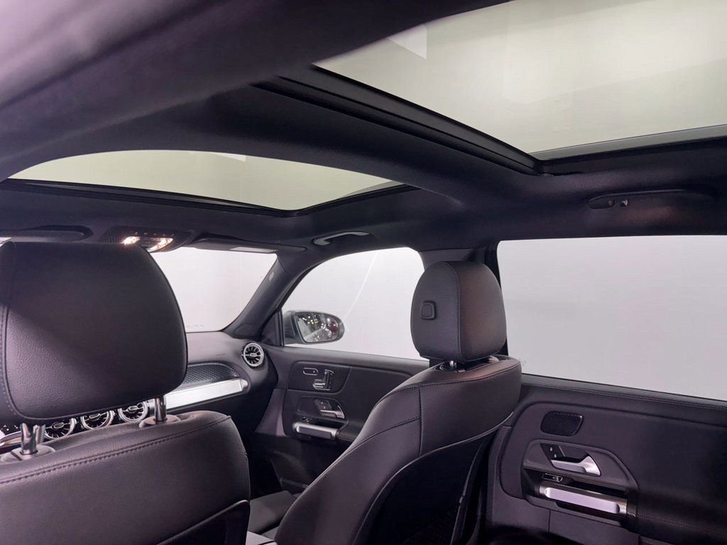 Certified 2024 Mercedes-Benz EQB 300 4MATIC w/ Winter Package image 23