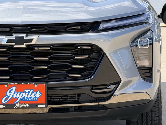 Certified 2025 Chevrolet Trax ACTIV FWD image 10