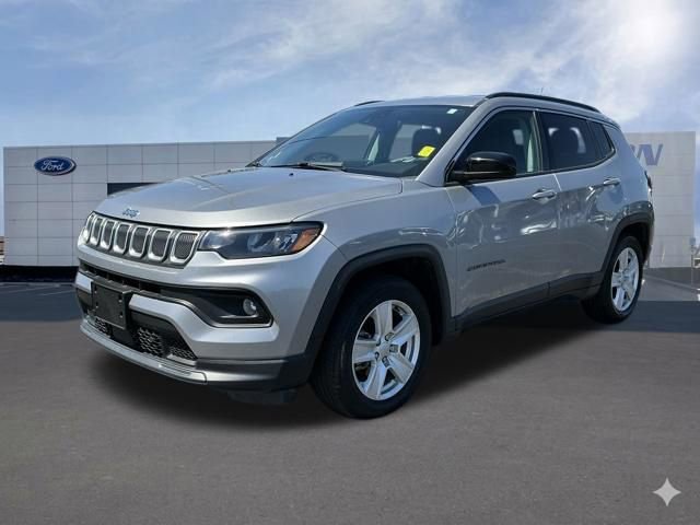 Used 2022 Jeep Compass Latitude FWD image 9