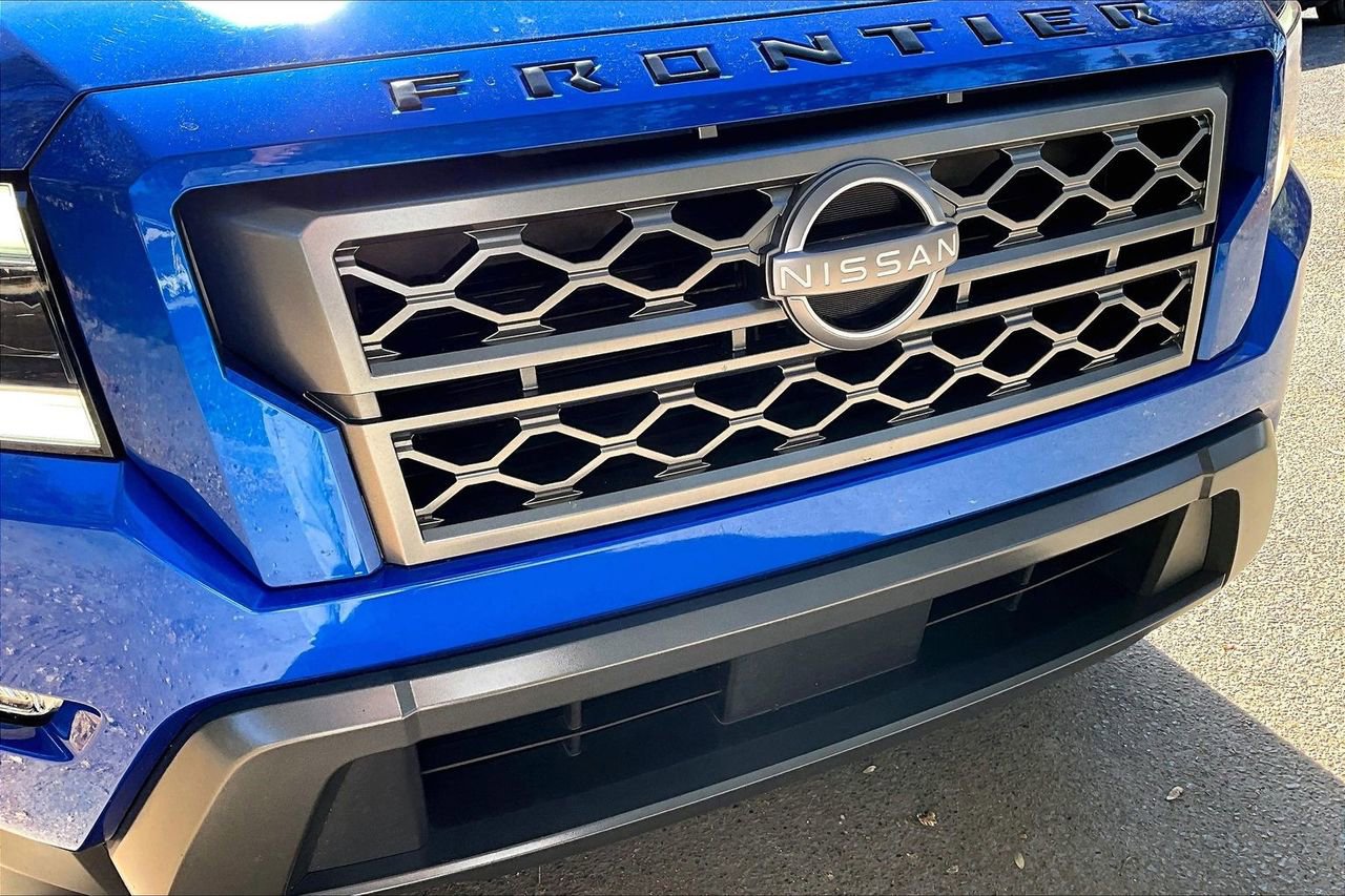 Used 2024 Nissan Frontier SL w/ Technology Package image 30
