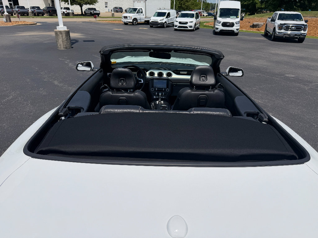 Used 2018 Ford Mustang Premium RWD image 22