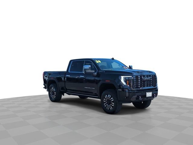 Used 2024 GMC Sierra 2500 Denali Ultimate AWD/4WD image 3