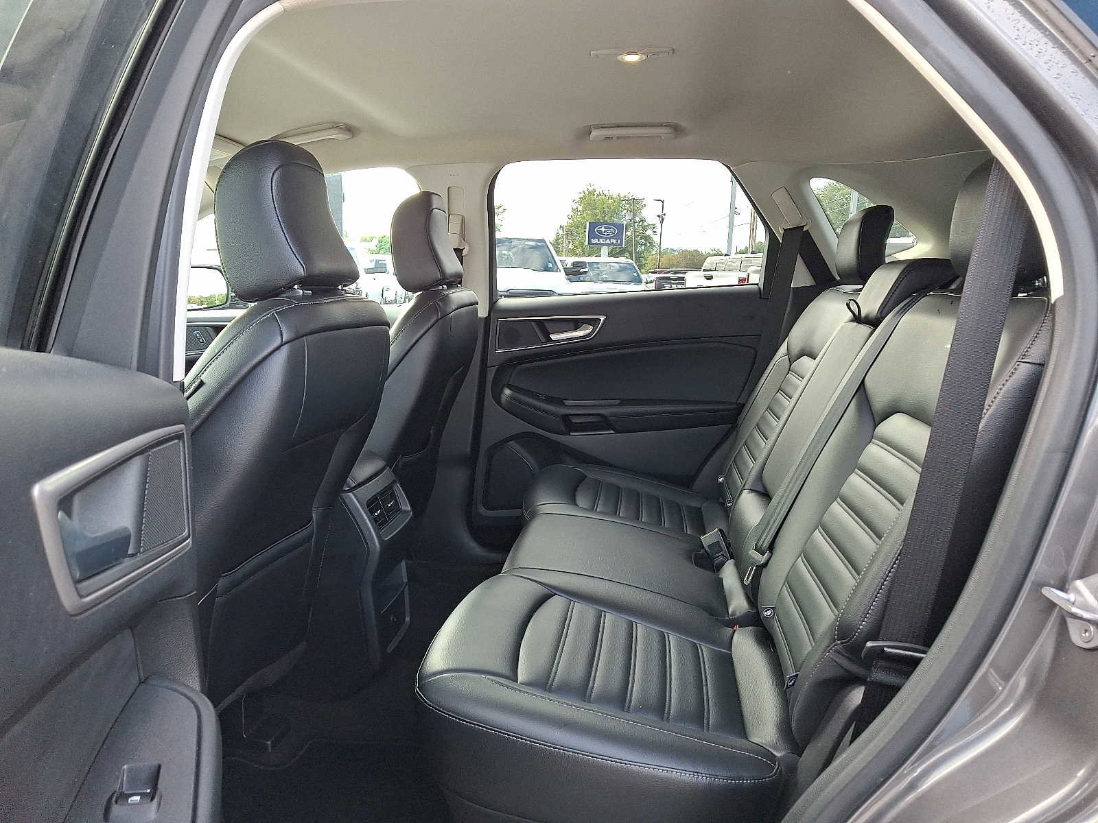 Used 2022 Ford Edge SEL AWD/4WD image 10