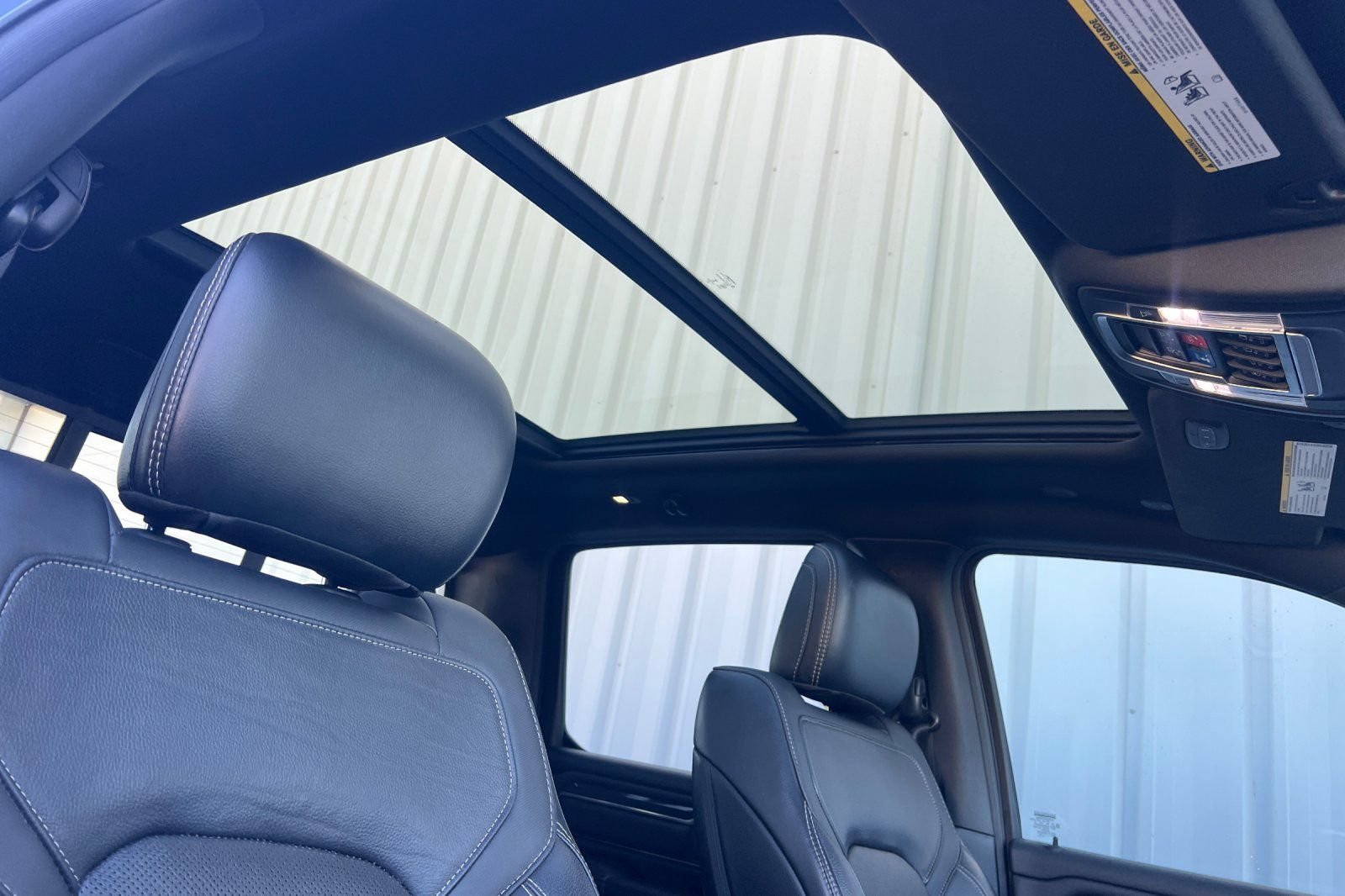 Used 2019 RAM 1500 Sport w/ Leather & Sound Group AWD/4WD image 13