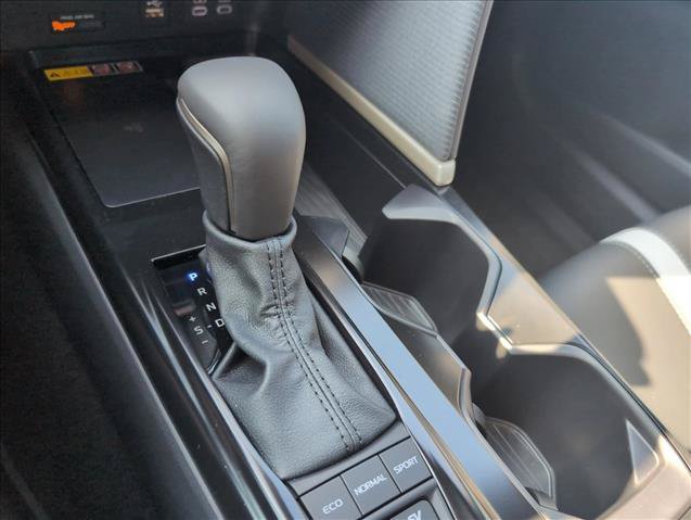 New 2026 Toyota Camry SE w/ Convenience Package FWD image 15