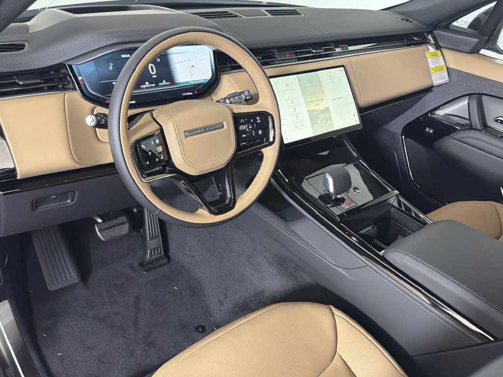 New 2027 Land Rover Range Rover Sport Dynamic SE AWD/4WD image 4