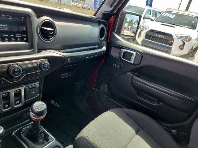 Used 2021 Jeep Wrangler Sport S image 30