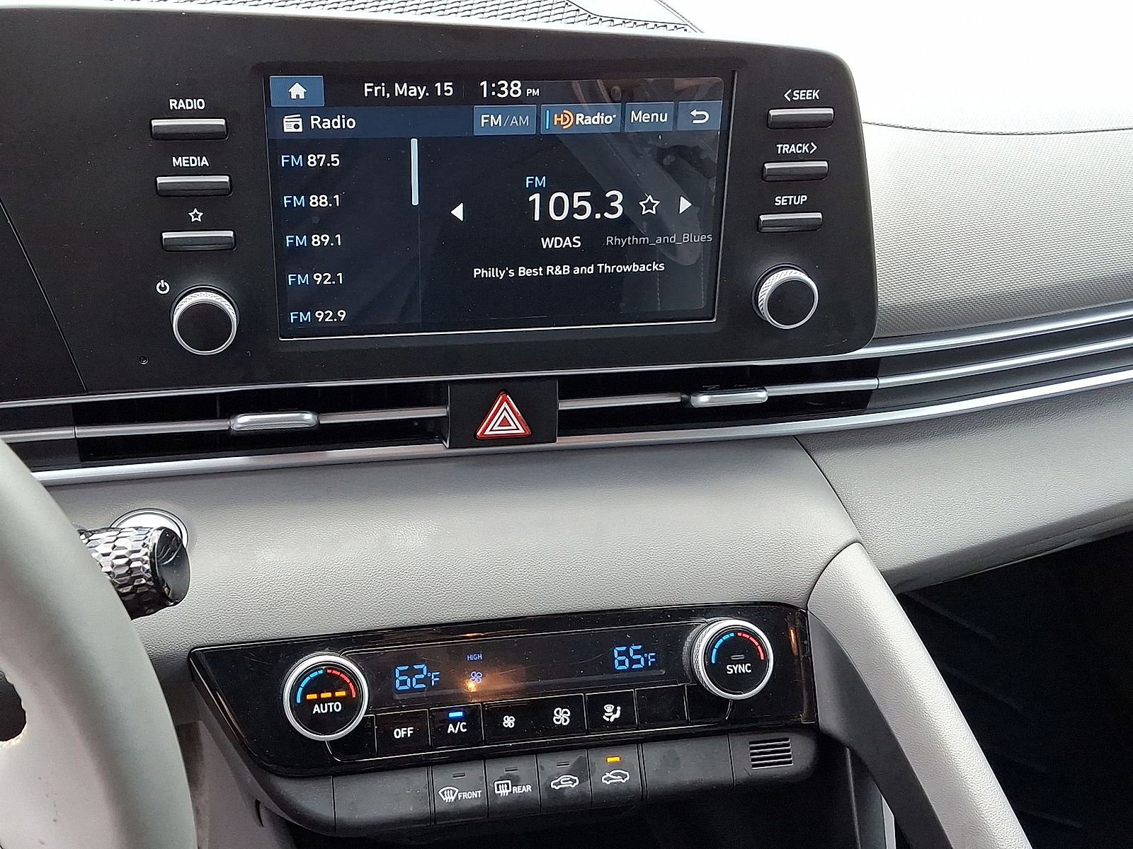 Used 2025 Hyundai Elantra Sport FWD image 20