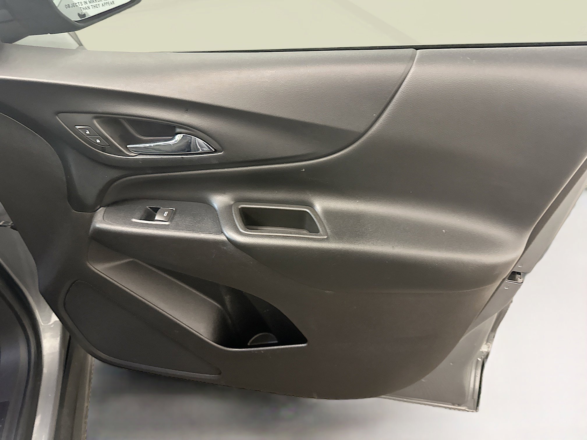 Used 2018 Chevrolet Equinox LT w/ Sun & Infotainment Package image 33