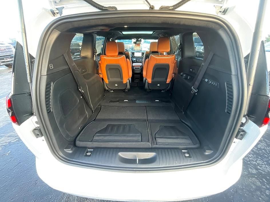 New 2026 Chrysler Pacifica Pinnacle w/ Trailer Tow Group image 9