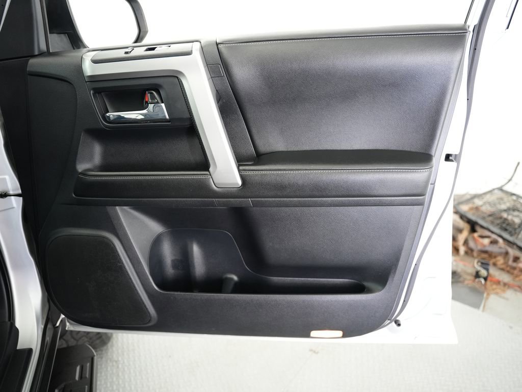 Used 2014 Toyota 4Runner SR5 Premium AWD/4WD image 51