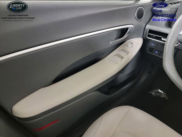 Used 2025 Hyundai Sonata SEL FWD image 32