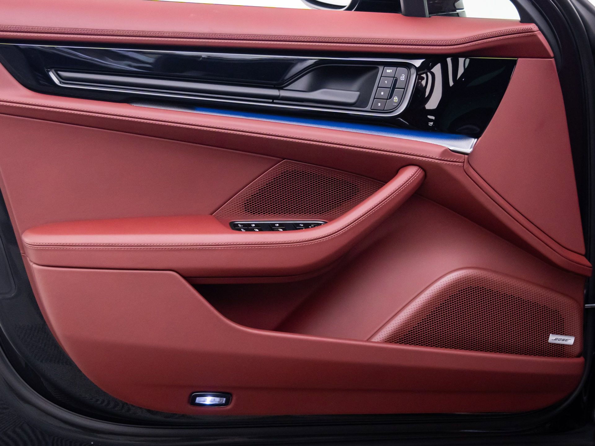 New 2026 Porsche Panamera 4 AWD/4WD image 14