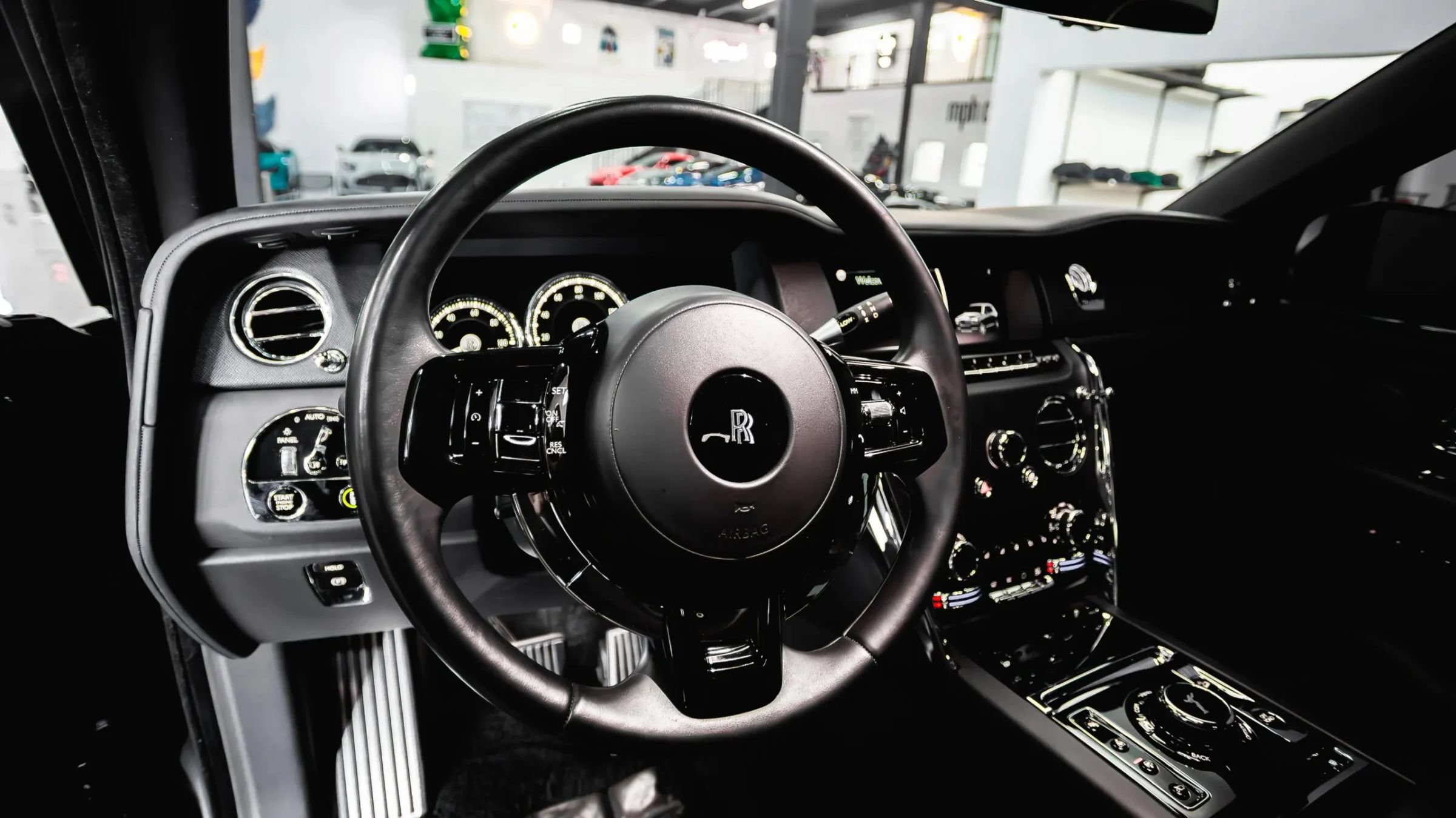Used 2021 Rolls-Royce Cullinan AWD/4WD image 29