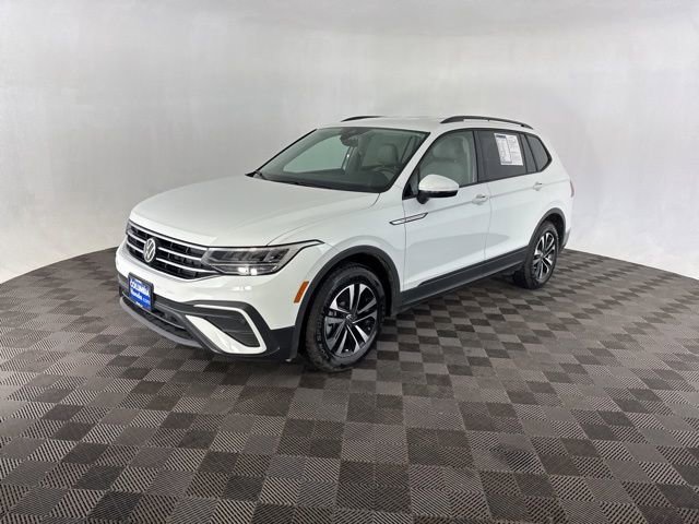 Used 2024 Volkswagen Tiguan S image 4