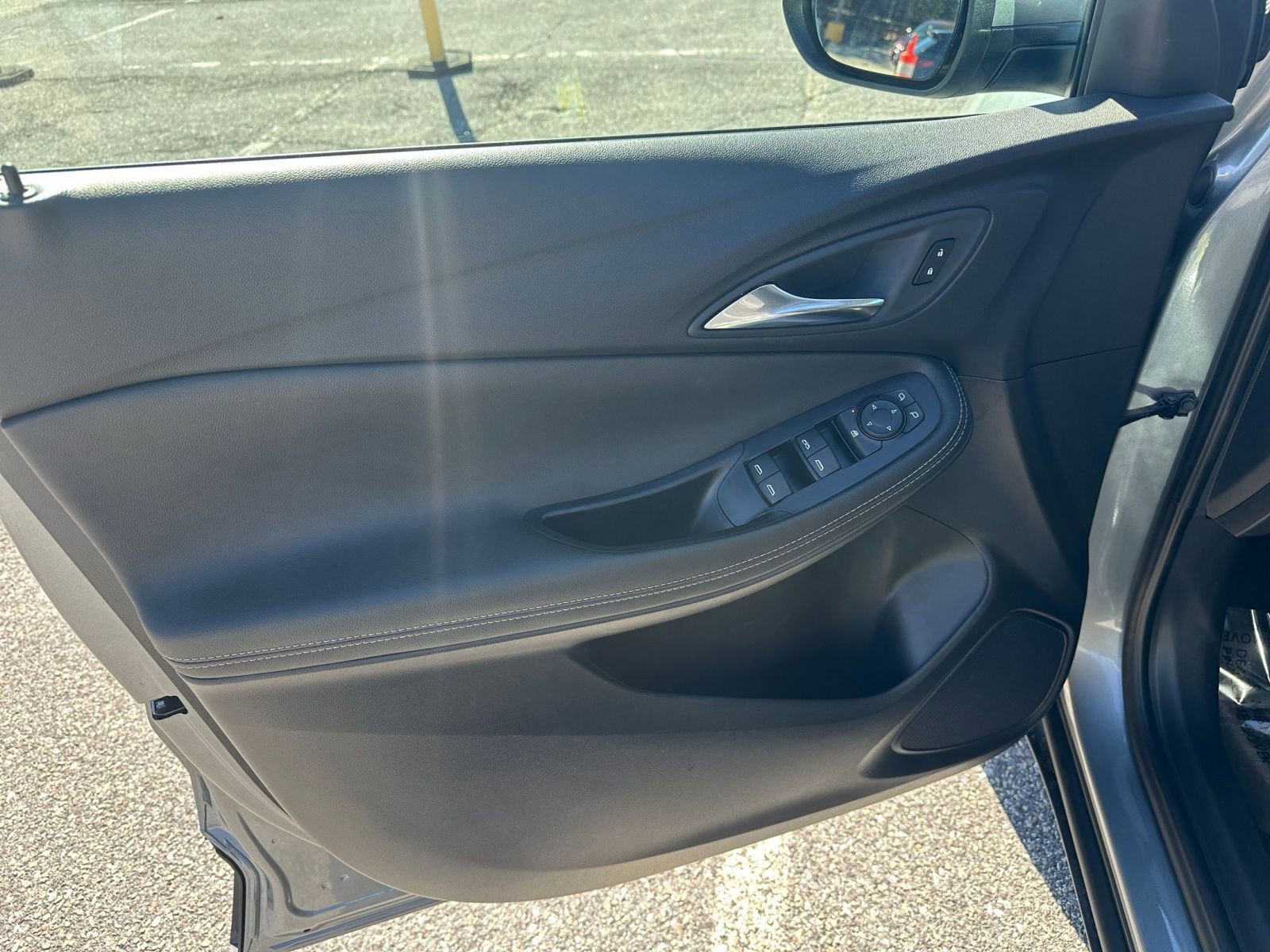 Used 2025 Buick Encore GX Preferred image 20