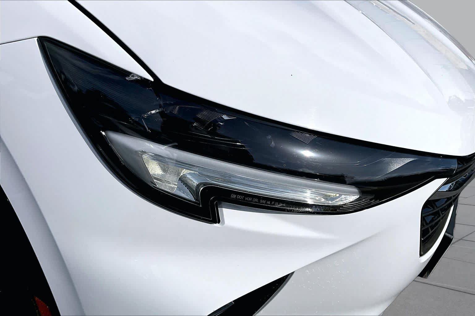 Used 2022 Buick Envision Essence w/ Sport Touring Package FWD image 27
