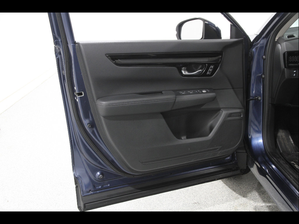 Used 2023 Honda CR-V EX-L image 4