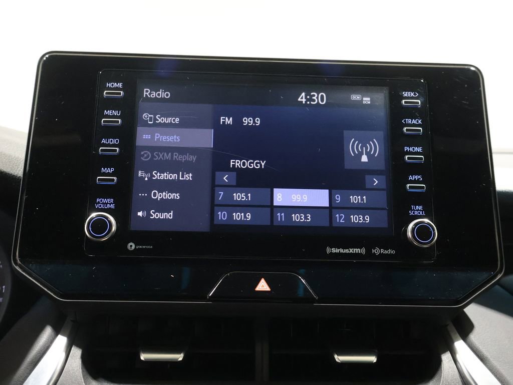 Used 2022 Toyota Venza XLE image 28