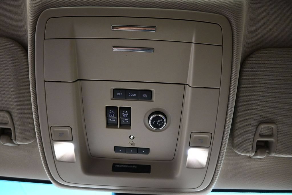 Used 2020 Chevrolet Tahoe LT AWD/4WD image 26