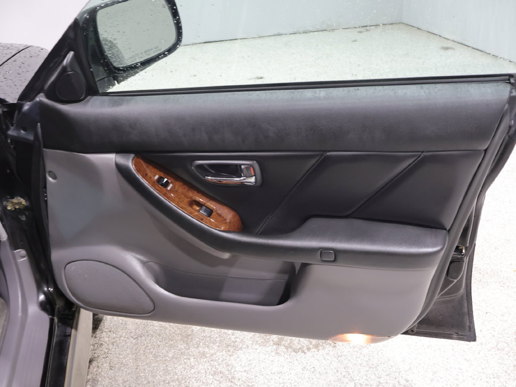 Used 2002 Subaru Outback Limited AWD/4WD image 26