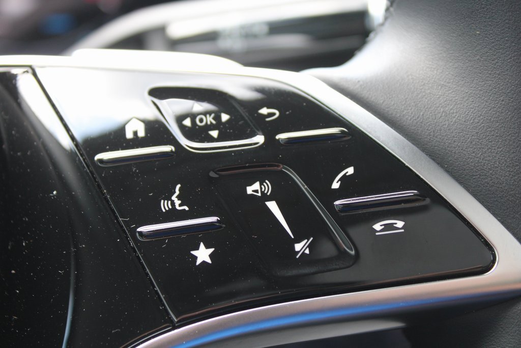 Certified 2025 Mercedes-Benz E 350 4MATIC Sedan image 32