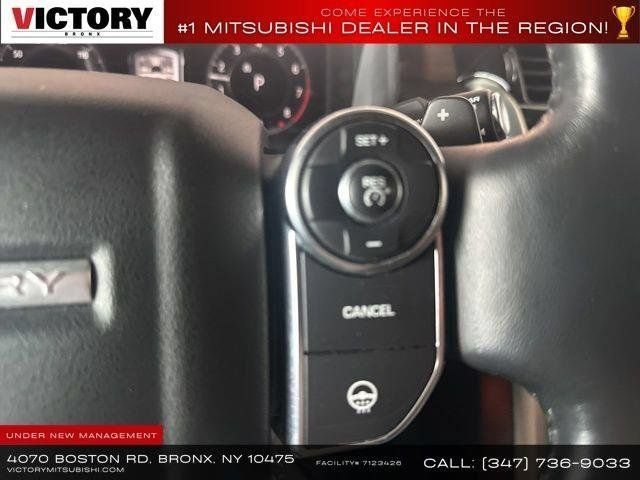 Used 2018 Land Rover Discovery HSE AWD/4WD image 41