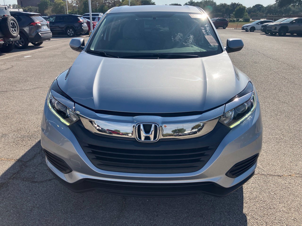 Used 2019 Honda HR-V LX image 2