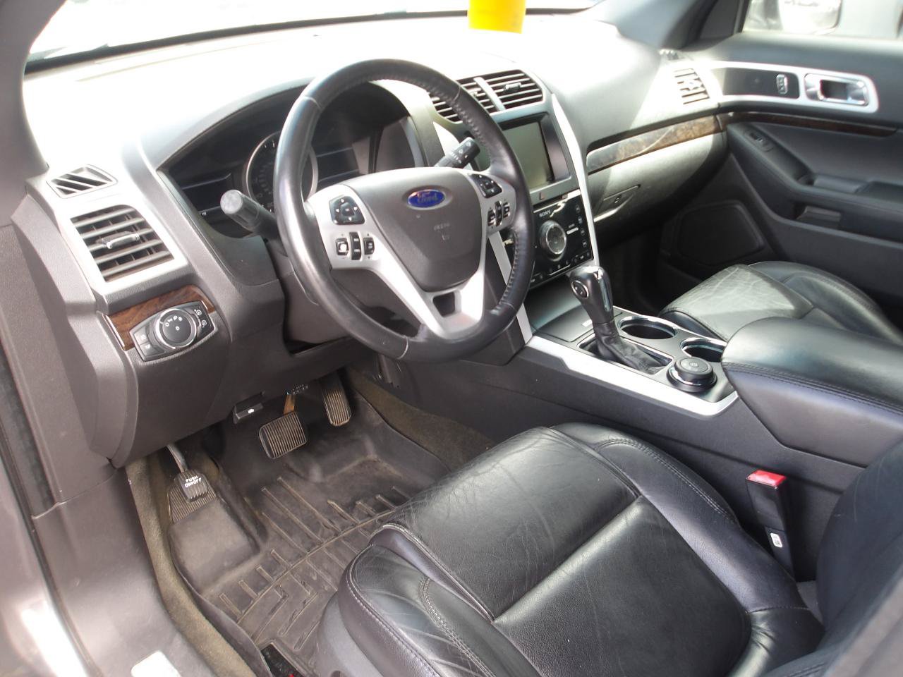 Used 2013 Ford Explorer Limited AWD/4WD image 9