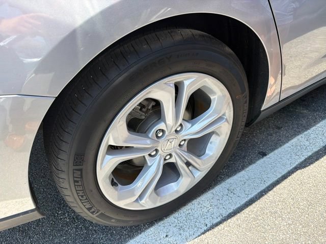Used 2025 Honda Accord LX image 6