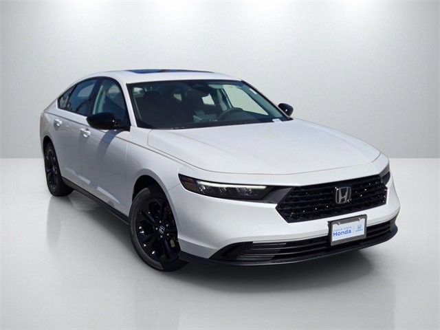 New 2025 Honda Accord SE
