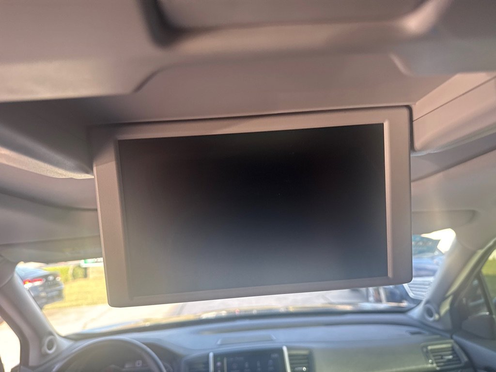 Used 2016 Honda Pilot Touring image 31