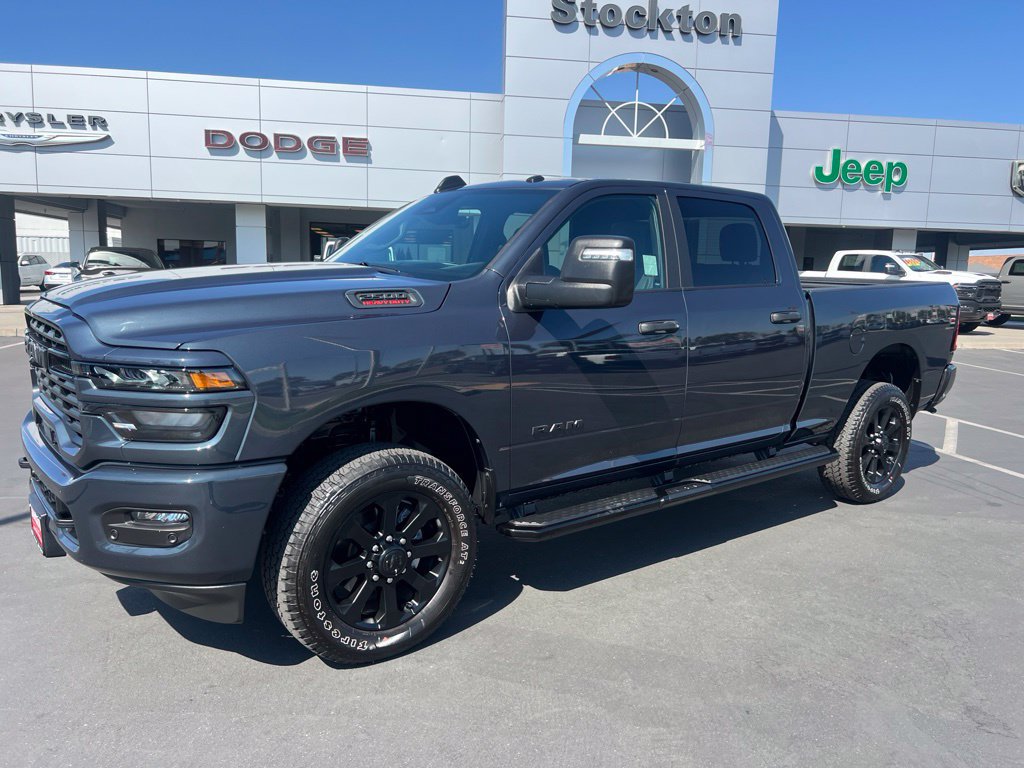 Used 2026 RAM 2500 Big Horn AWD/4WD image 3