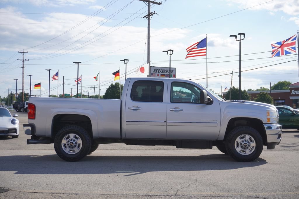 Used 2014 Chevrolet Silverado 3500 LT w/ Custom Sport Truck Package AWD/4WD image 8